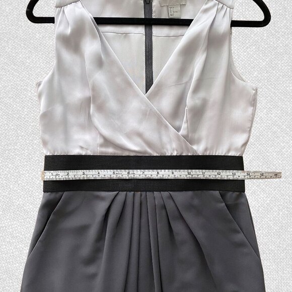 H&M Sleeveless Elastic Waist Dress Surplice V Neck Two Tone Gray Size 6 - Picture 6 of 8